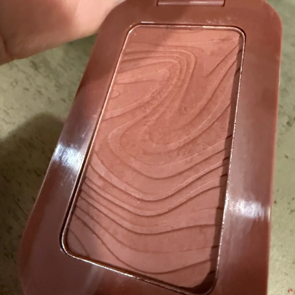 NYX Deep Golden Butter Bronzer